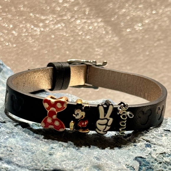 Disney IF YOU CAN DREAM IT, YOU CAN DO IT Bracelet w/embossed Mickey - Picture 5 of 16